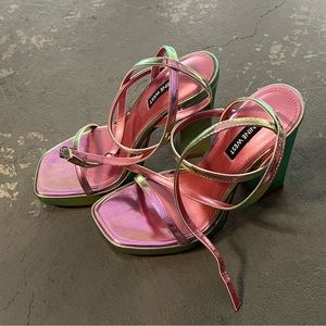 Nine West Iridescent Strappy Heels 5.5